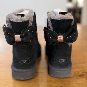 Ugg Stargirl Mini Boot with Bow Detail - LIKE NEW!